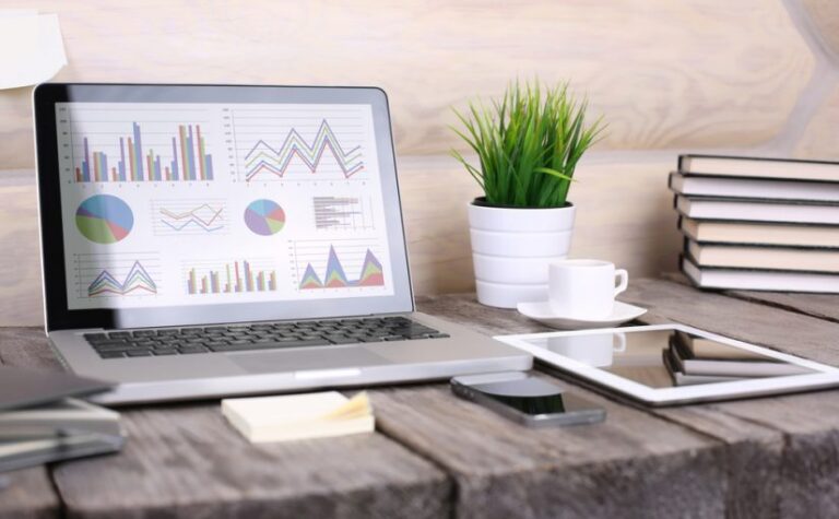Material informático de la empresa